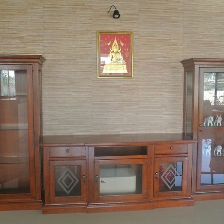 Baan Duangkamol Hotel Phitsanulok Exterior foto