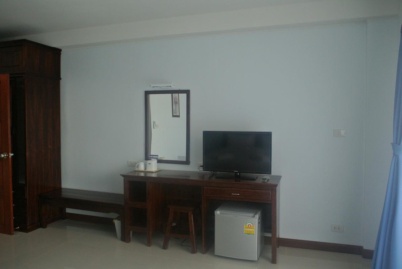 Baan Duangkamol Hotel Phitsanulok Exterior foto