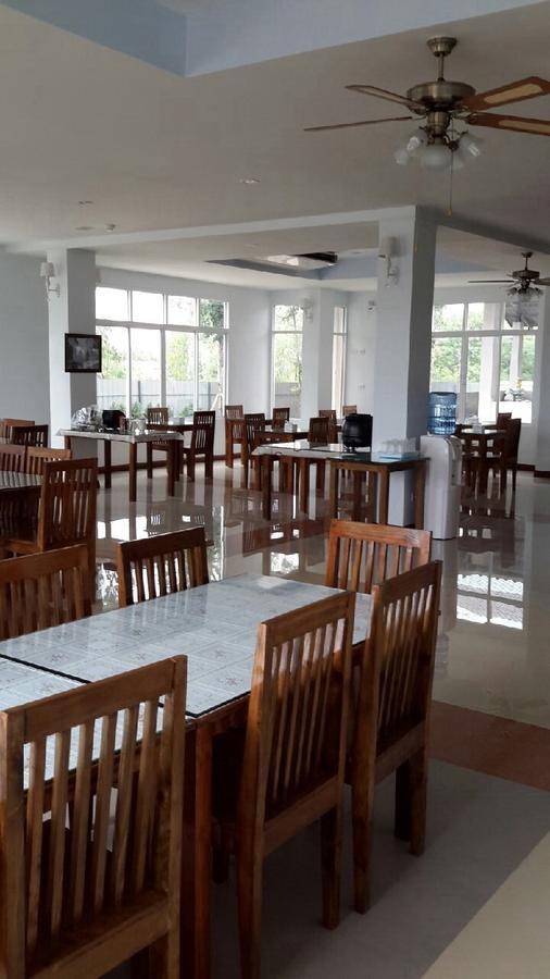 Baan Duangkamol Hotel Phitsanulok Exterior foto